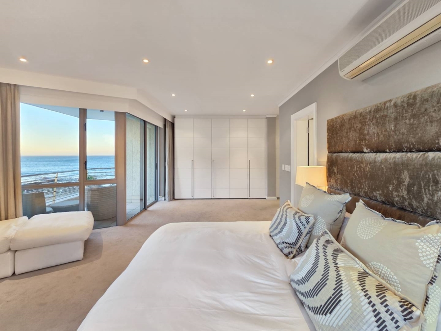 3 Bedroom Property for Sale in Mouille Point Western Cape